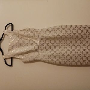 TALBOTS..gold,white..size 2 P..